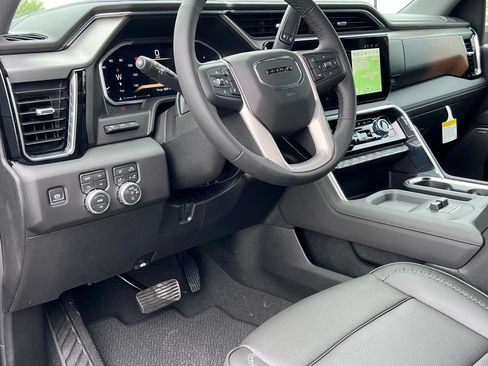 New 2026 GMC Sierra 2500 Denali w/ Denali Reserve Package AWD/4WD image 22