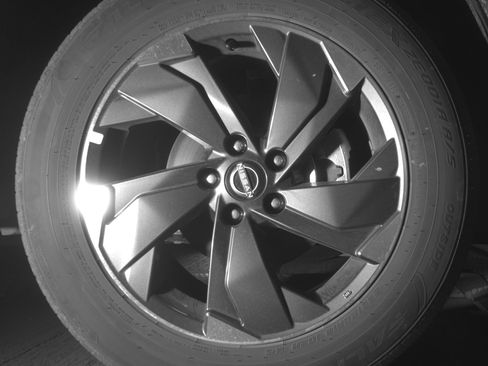 Used 2025 Nissan Rogue SV image 13