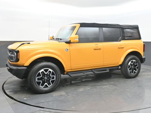 Used 2022 Ford Bronco Outer Banks image 5