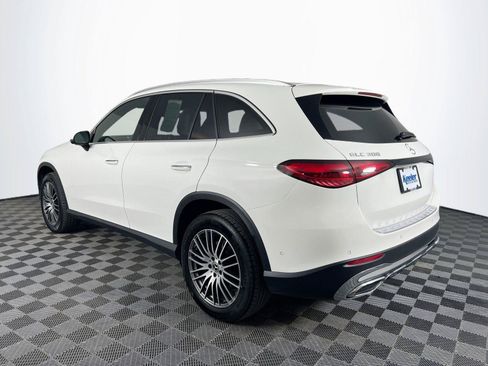 Certified 2023 Mercedes-Benz GLC 300 4MATIC image 4