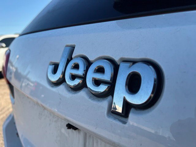 Used 2018 Jeep Grand Cherokee Limited w/ Luxury Group II AWD/4WD image 12