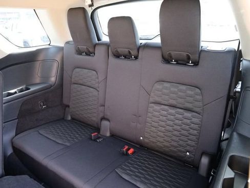 Certified 2022 Nissan Pathfinder S FWD image 9