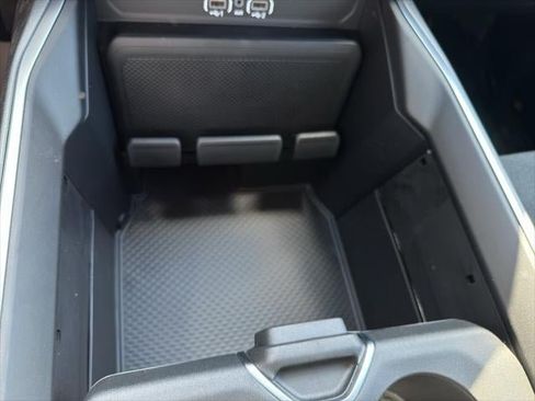New 2026 RAM 2500 Big Horn AWD/4WD image 46
