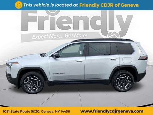 Used 2026 Jeep Cherokee Limited AWD/4WD image 8