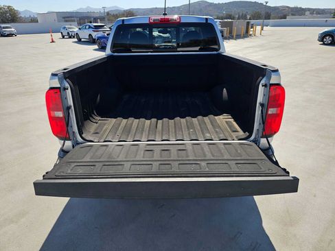 Used 2019 Chevrolet Colorado LT w/ Redline Special Edition RWD image 14
