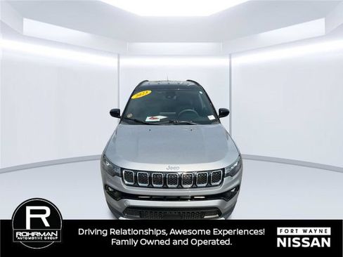 Used 2023 Jeep Compass Limited AWD/4WD image 34