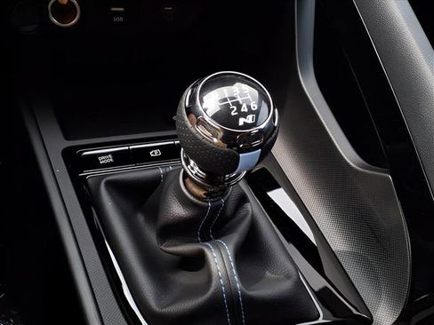 New 2025 Hyundai Elantra N image 21