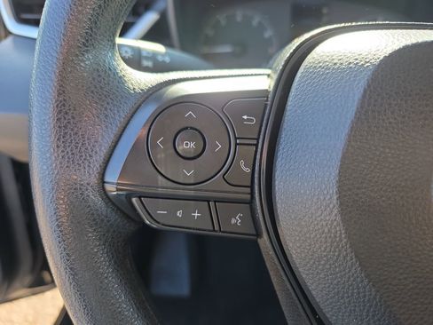 Used 2023 Toyota Corolla LE image 25