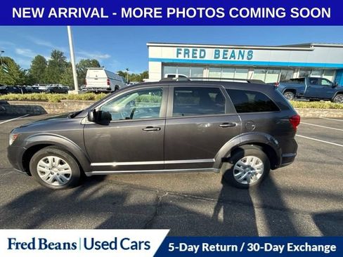 Used 2019 Dodge Journey SE FWD image 24