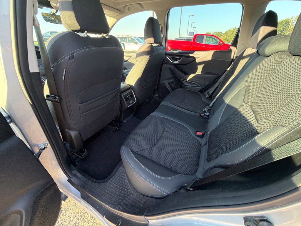 Used 2023 Subaru Forester Premium AWD/4WD image 9