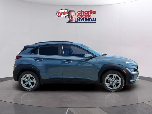 Used 2023 Hyundai Kona SEL w/ Convenience Package FWD image 6