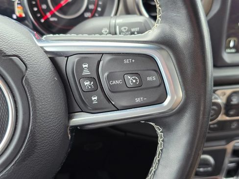 Used 2020 Jeep Gladiator Rubicon AWD/4WD image 28