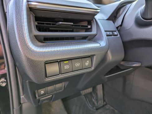 Used 2023 Toyota Prius XLE image 21