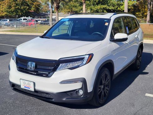 Certified 2022 Honda Pilot Black Edition image 7