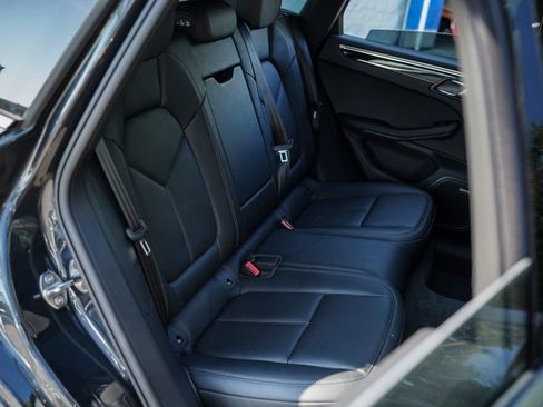 Used 2024 Porsche Macan w/ Premium Plus Package image 26