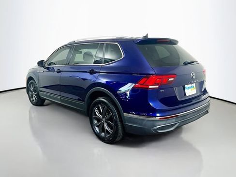 Used 2022 Volkswagen Tiguan SE w/ Panoramic Sunroof Package AWD/4WD image 7