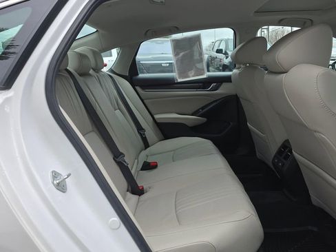 Used 2021 Honda Accord EX-L image 12