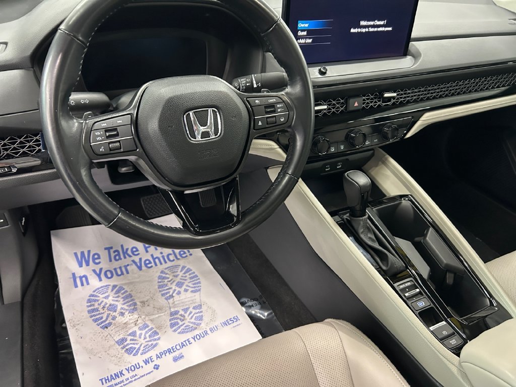 Used 2024 Honda Accord EX-L image 11