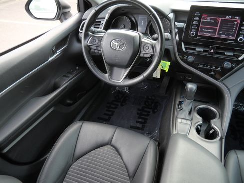 Certified 2023 Toyota Camry SE FWD image 10