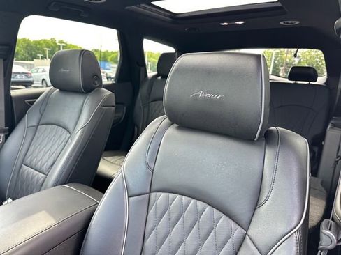 Used 2024 Buick Enclave Avenir w/ Avenir Technology Package FWD image 20