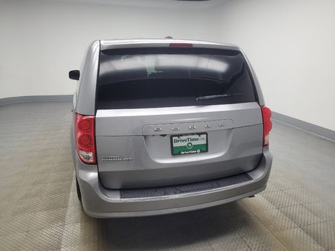 Used 2020 Dodge Grand Caravan SE w/ UConnect Hands-Free Group image 6