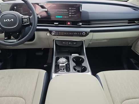New 2026 Kia Carnival SX FWD image 15