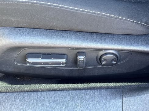 Certified 2025 Honda Accord SE image 19