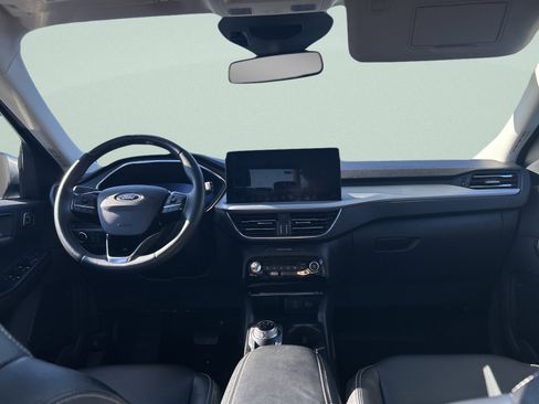 Used 2023 Ford Escape Platinum image 34