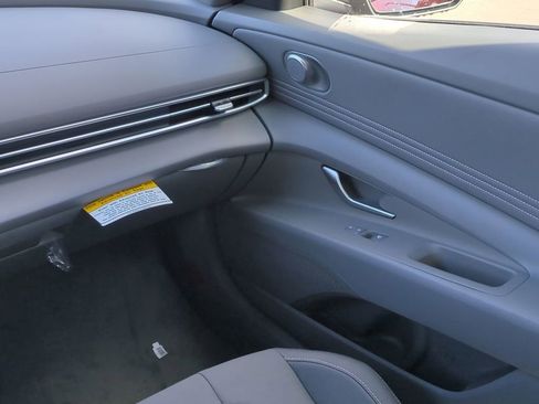 New 2026 Hyundai Elantra Sport image 17