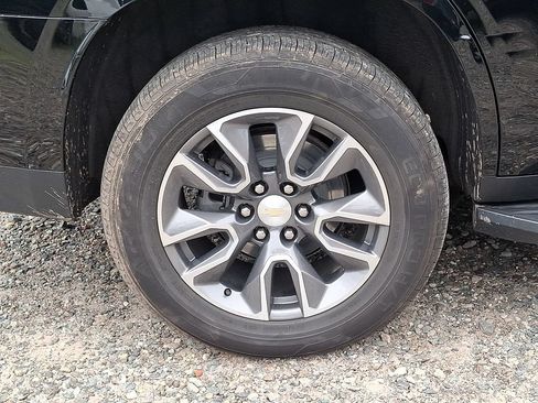Used 2021 Chevrolet Tahoe LT w/ LT Signature Package AWD/4WD image 34