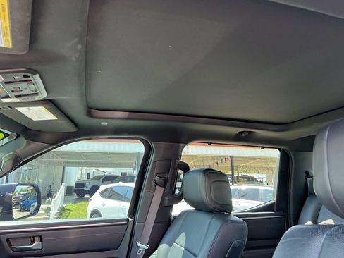 Used 2024 Toyota Tundra Platinum AWD/4WD image 24