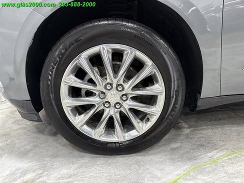 Used 2019 Buick Enclave Essence image 30