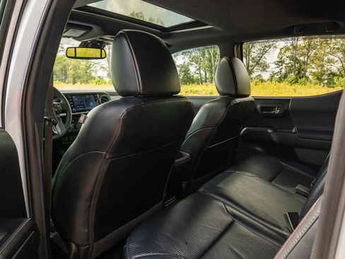 Used 2020 Toyota Tacoma TRD Pro AWD/4WD image 16