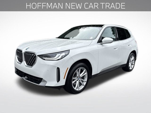 Certified 2025 BMW X3 xDrive30i w/ Convenience Package AWD/4WD image 3