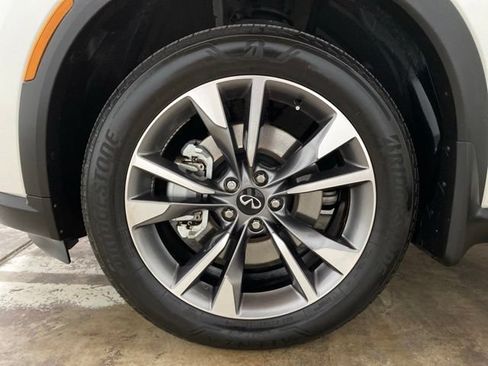 Used 2023 INFINITI QX60 Luxe FWD image 32