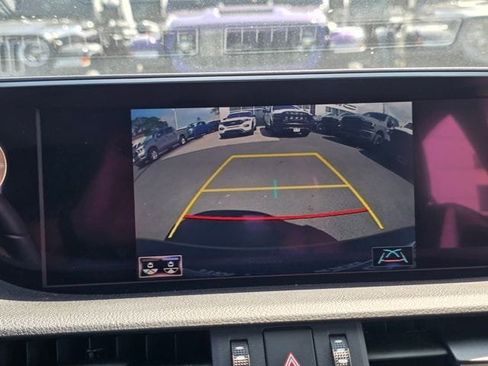 Used 2020 Lexus ES 300h w/ Premium Package image 13