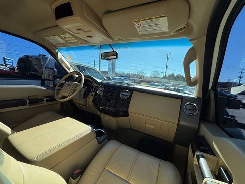 Used 2008 Ford F250 Lariat image 12