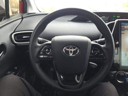 Used 2020 Toyota Prius Prime XLE image 20