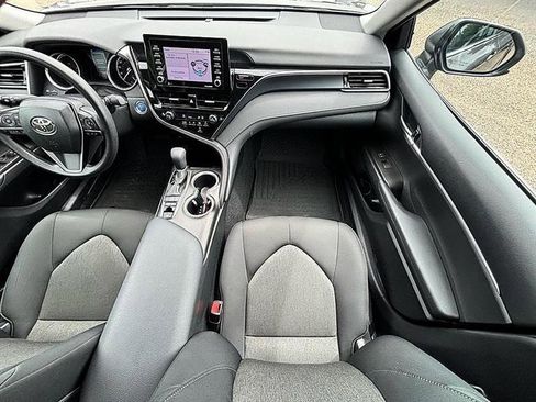 Used 2024 Toyota Camry LE FWD image 10