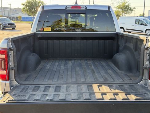 Used 2021 RAM 1500 Limited AWD/4WD image 12