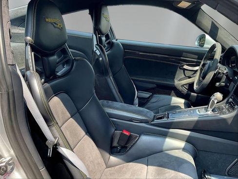 Used 2019 Porsche 911 GT3 RS RWD image 26