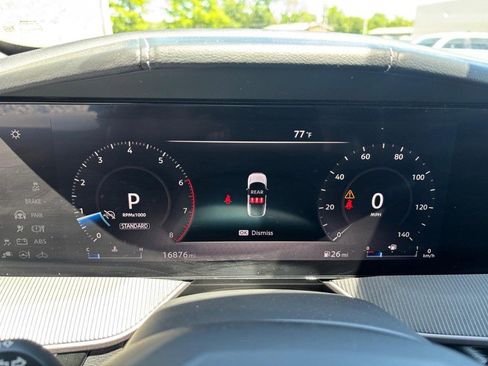 Used 2025 Nissan Murano SV FWD image 23