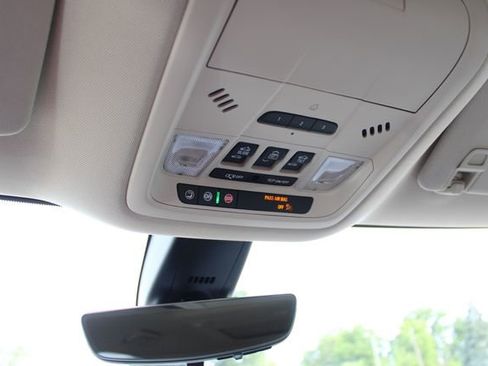 Used 2022 Buick Enclave Premium w/ Experience Buick Package AWD/4WD image 18
