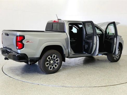 New 2026 Chevrolet Colorado Z71 w/ Technology Package AWD/4WD image 12