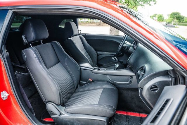 Used 2015 Dodge Challenger R/T w/ Quick Order Package 28B R/T RWD image 65