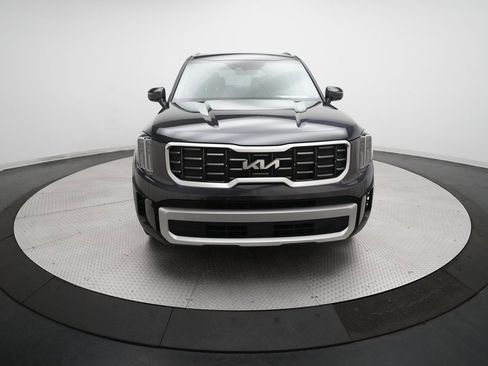 Used 2025 Kia Telluride S image 11