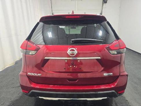 Used 2020 Nissan Rogue SV FWD image 4
