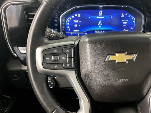Used 2023 Chevrolet Silverado 1500 LT image 22