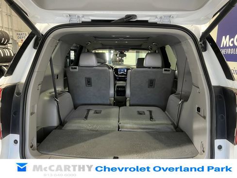 Used 2021 GMC Acadia SLT w/ Technology Package FWD image 34