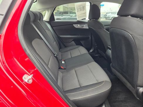Used 2024 Kia Forte LXS image 11